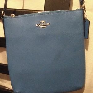 Coach kitt messenger crossbody bag